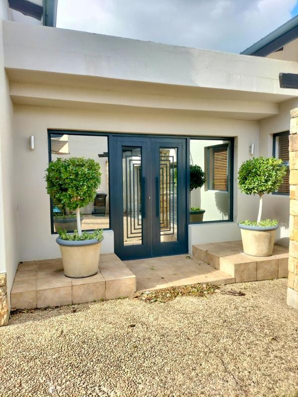 4 Bedroom Property for Sale in Hout Bay Western Cape